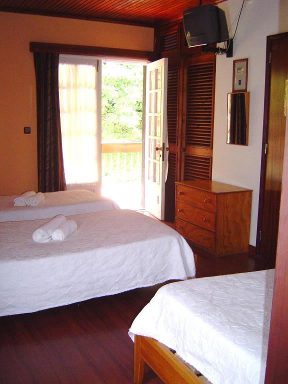 Montanha Hotel São Roque do Pico Room photo