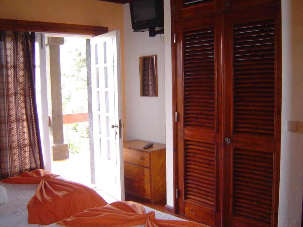 Montanha Hotel São Roque do Pico Room photo